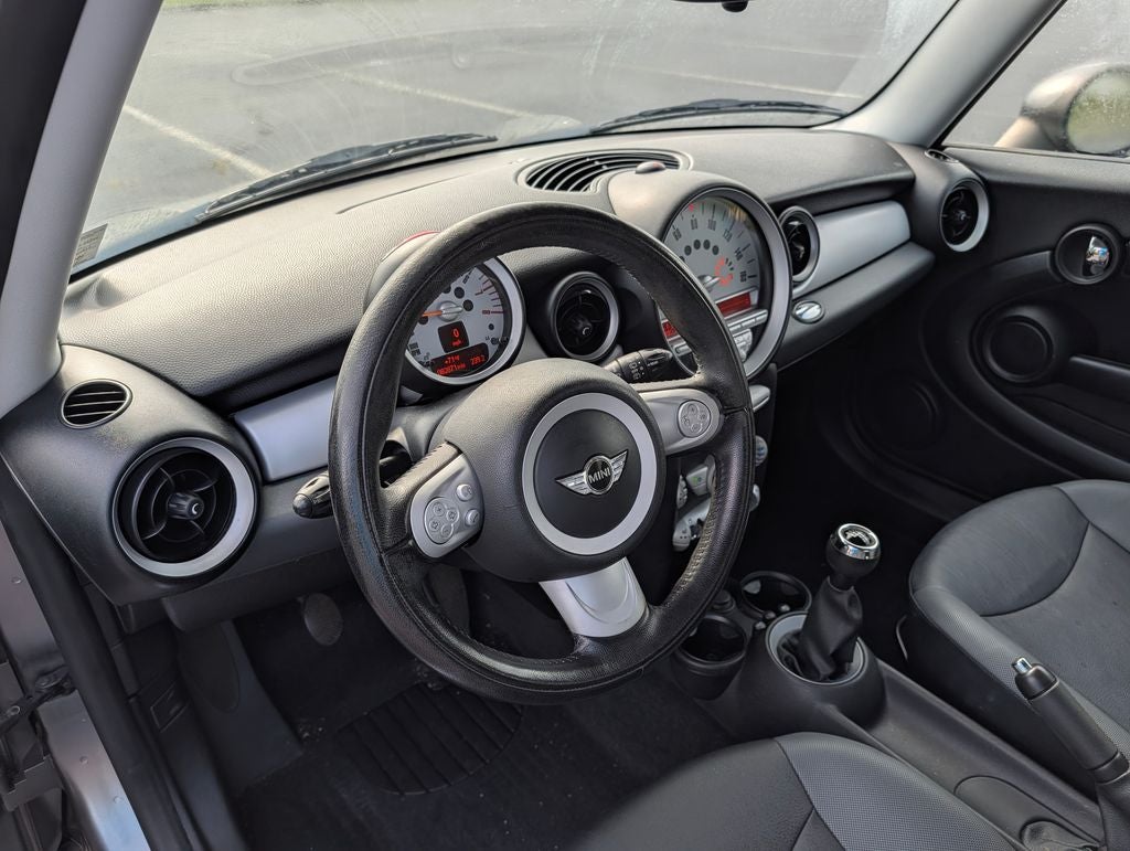 2010 MINI Cooper Base