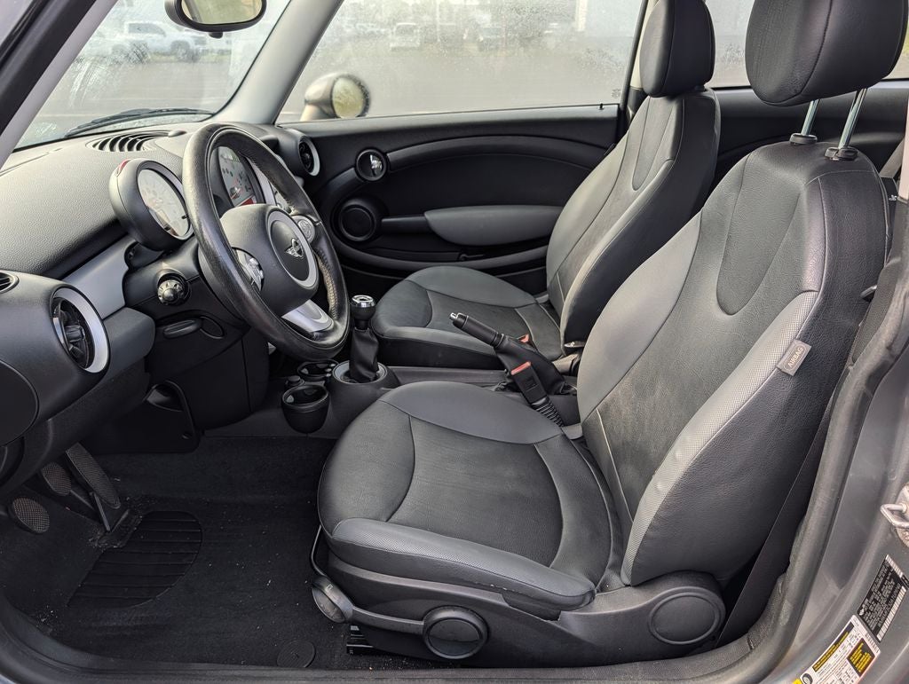2010 MINI Cooper Base