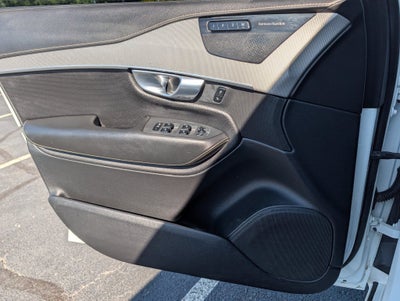 2019 Volvo XC90 T6 R-Design