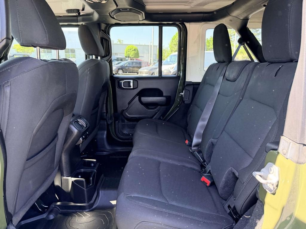 2022 Jeep Wrangler Unlimited Willys
