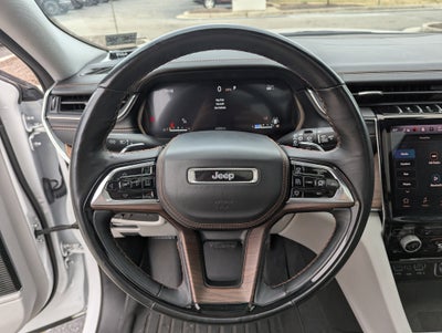 2022 Jeep Grand Cherokee Summit