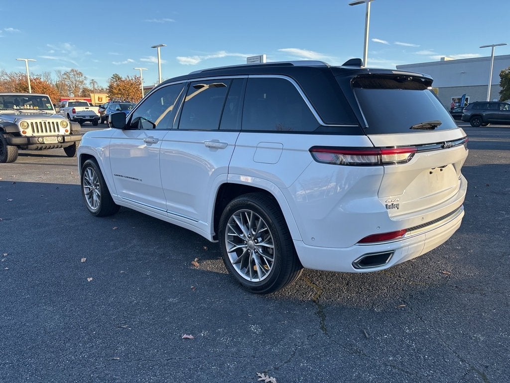 2022 Jeep Grand Cherokee Summit