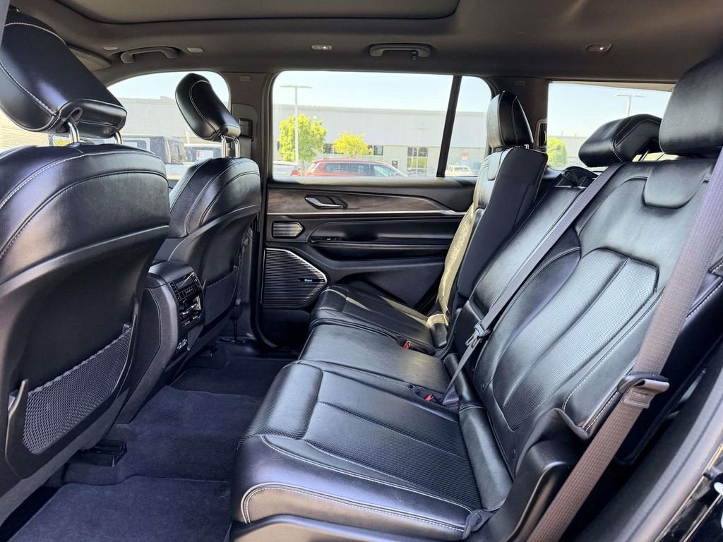 2022 Jeep Grand Cherokee L Overland