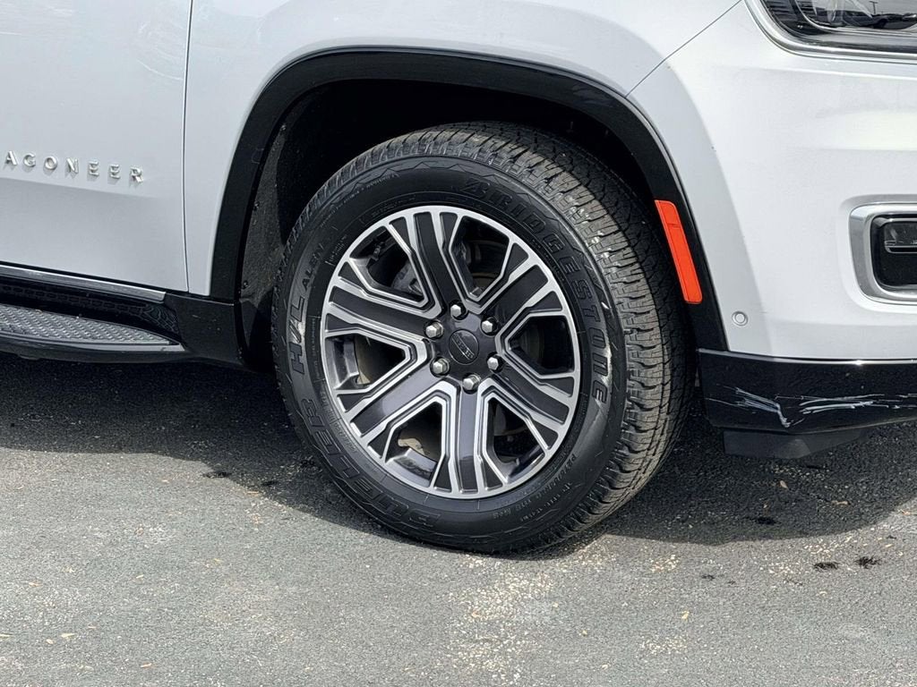 2024 Jeep Wagoneer L Base