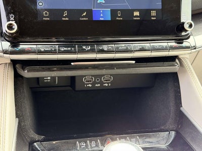 2024 Jeep Wagoneer L Base