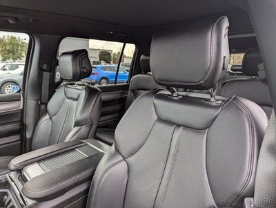 2025 Jeep Wagoneer Series II Overland