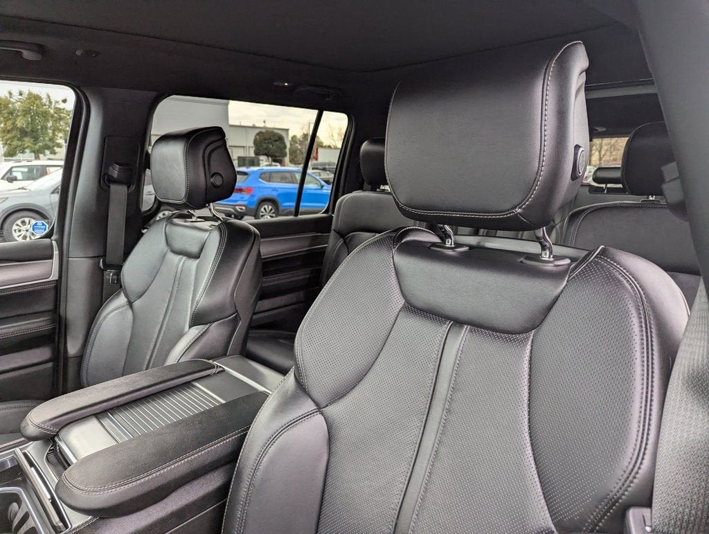 2025 Jeep Wagoneer Series II Overland