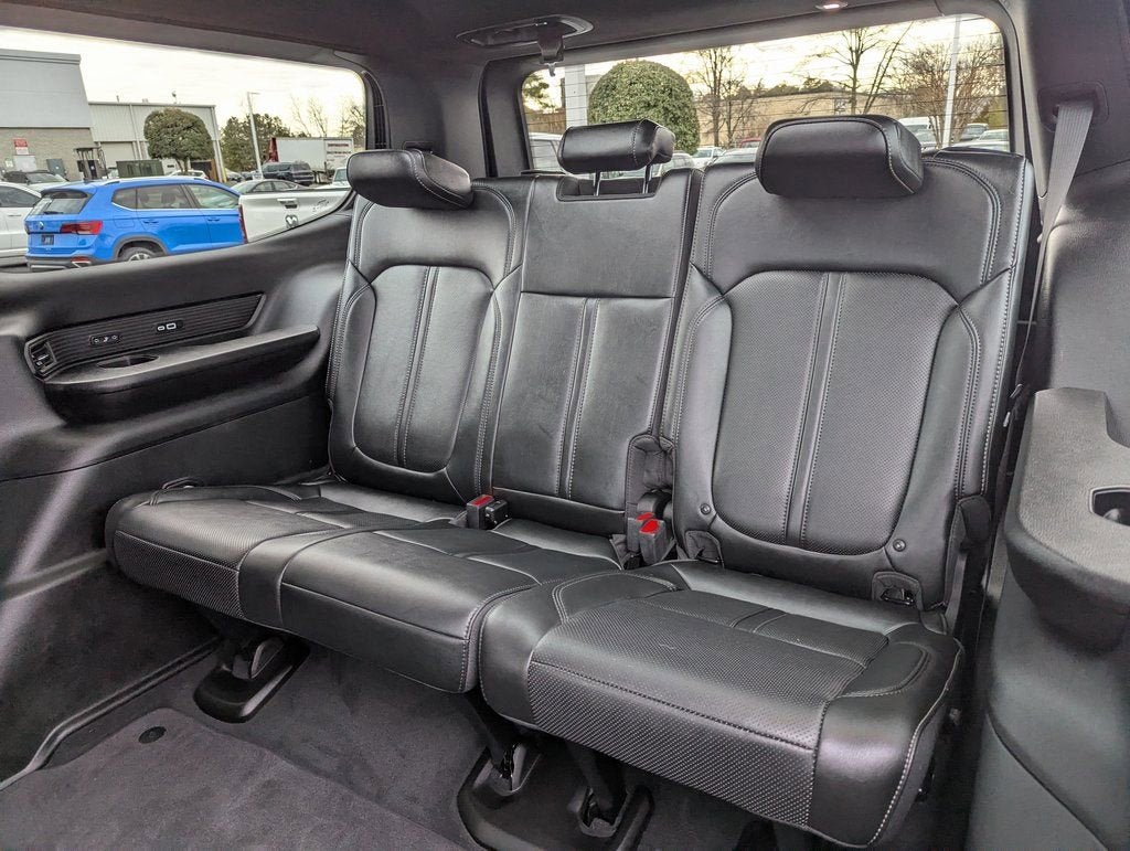 2025 Jeep Wagoneer Series II Overland