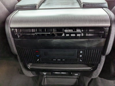 2025 Jeep Wagoneer Series II Overland