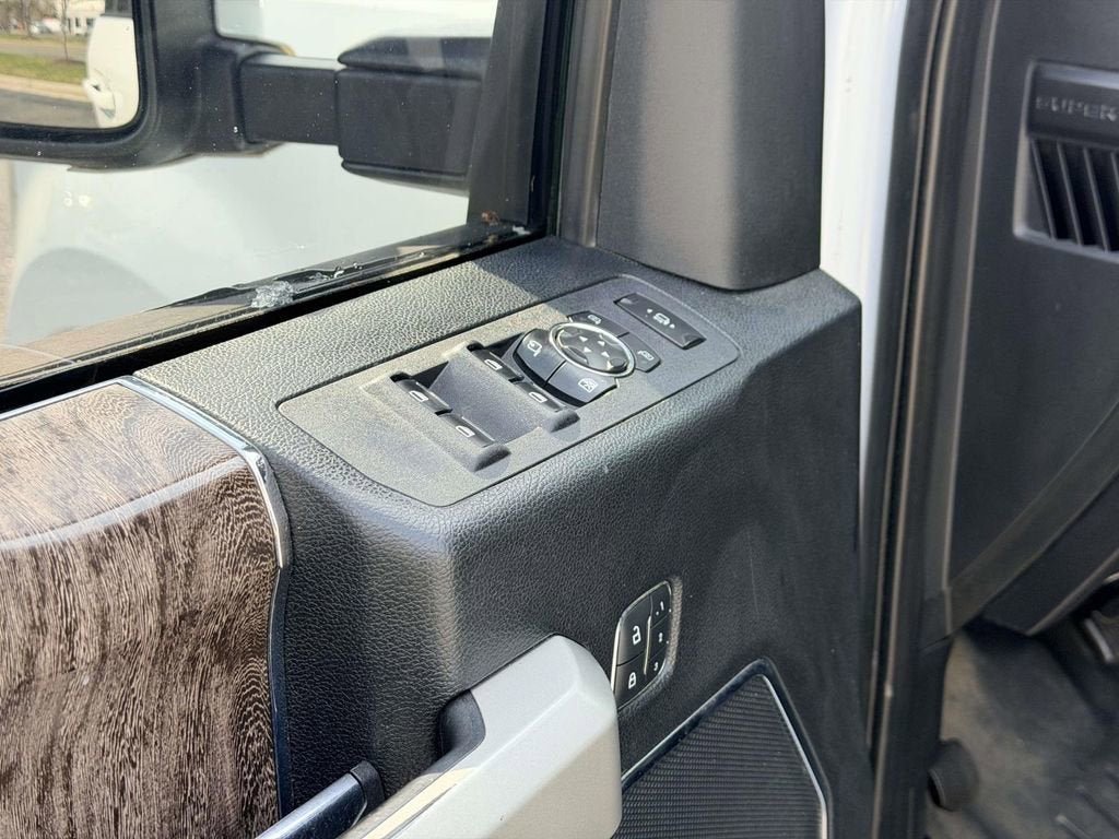 2019 Ford Super Duty F-250 SRW LARIAT