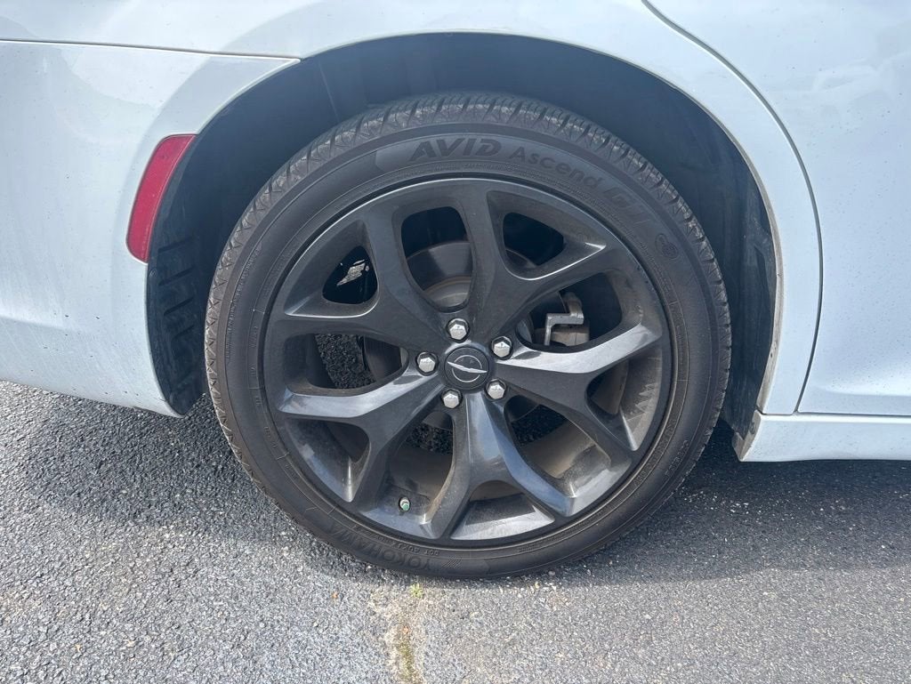 2023 Chrysler 300 Touring