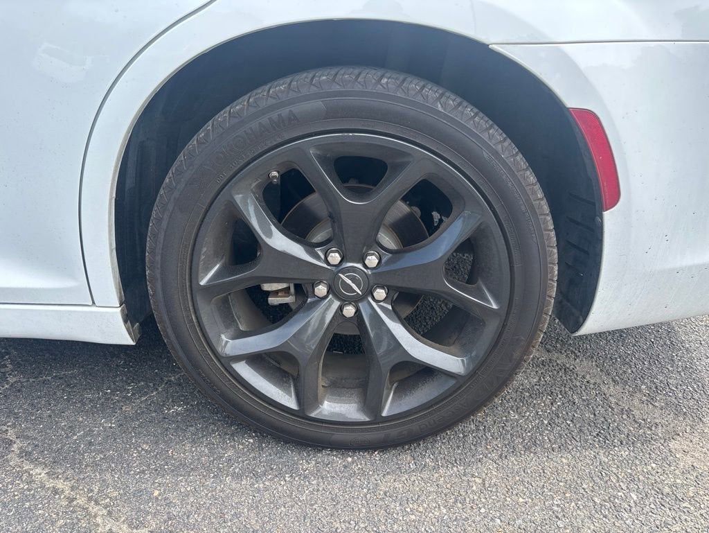 2023 Chrysler 300 Touring