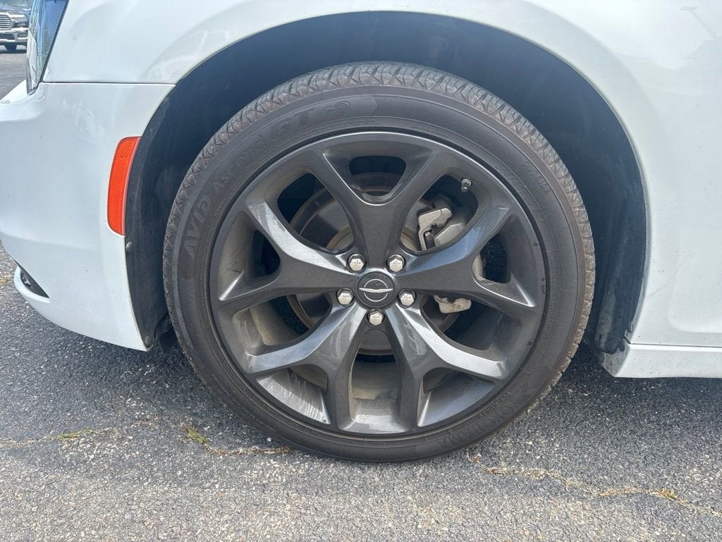 2023 Chrysler 300 Touring