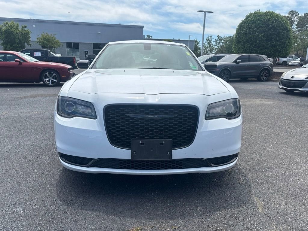 2023 Chrysler 300 Touring