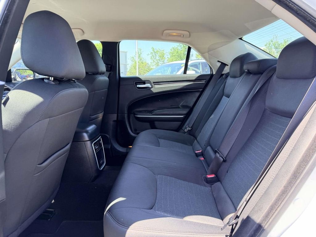 2023 Chrysler 300 Touring