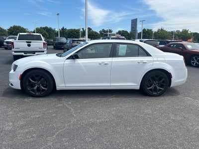 2023 Chrysler 300 Touring