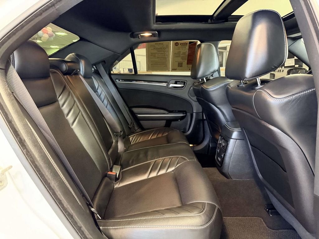 2023 Chrysler 300 300C