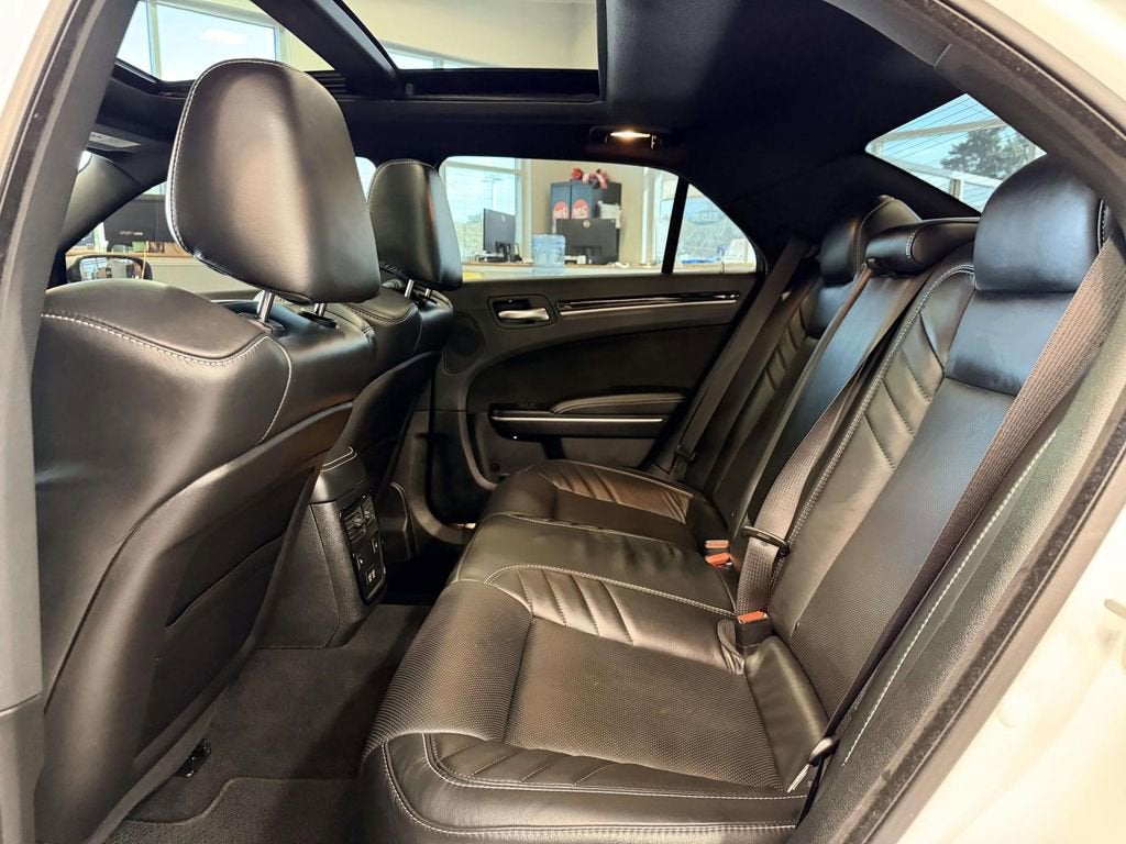 2023 Chrysler 300 300C