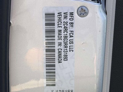 2024 Chrysler Pacifica Touring L