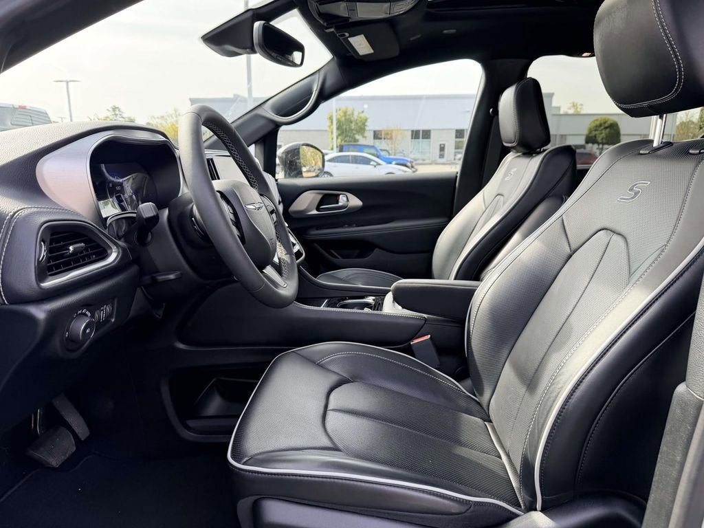 2024 Chrysler Pacifica Limited