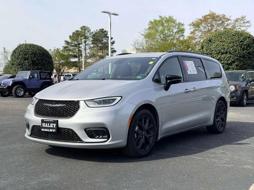 2024 Chrysler Pacifica Limited