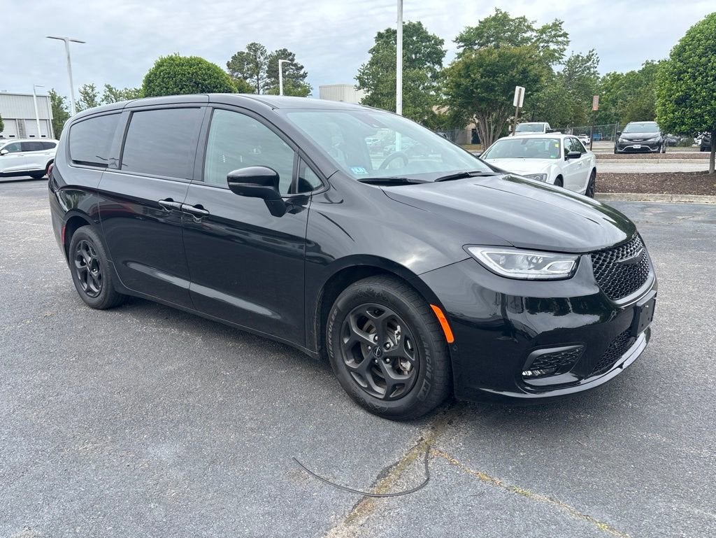 2023 Chrysler Pacifica Hybrid