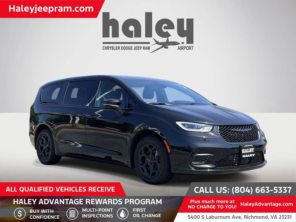 2023 Chrysler Pacifica Hybrid Touring L