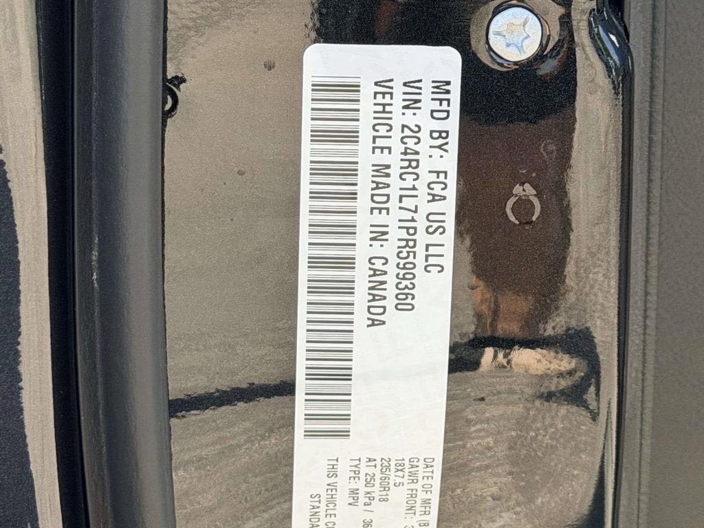 2023 Chrysler Pacifica Hybrid Touring L