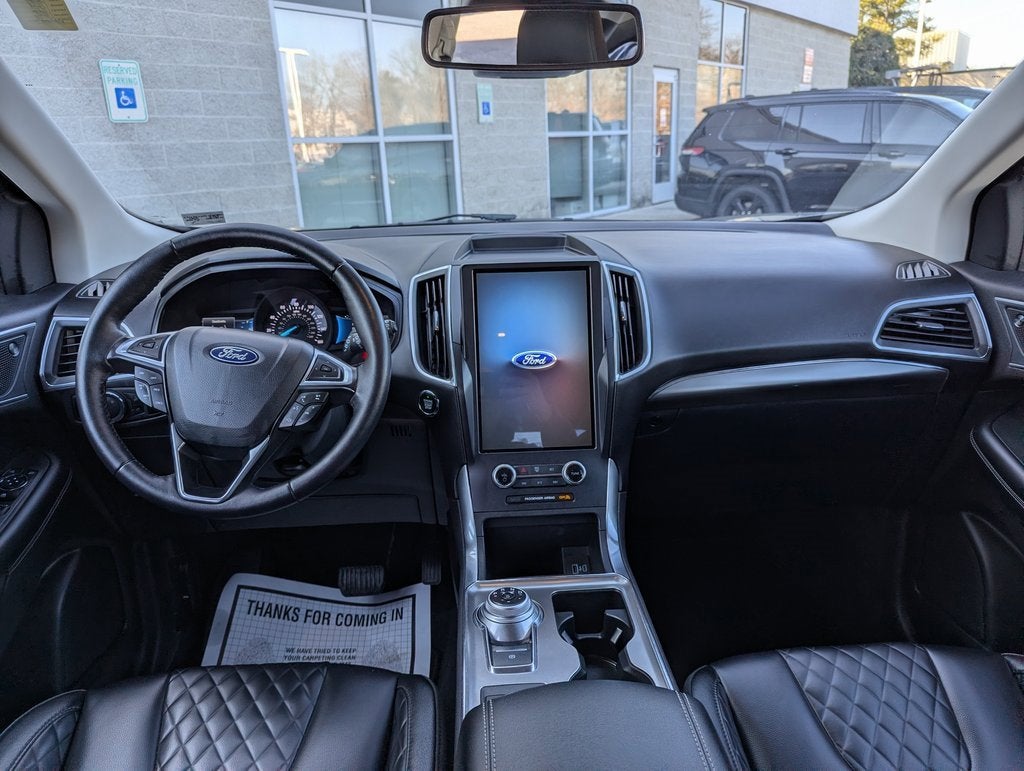 2024 Ford Edge Titanium