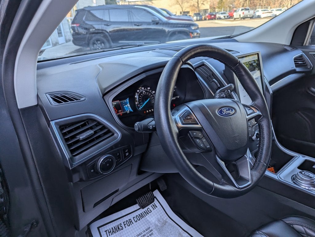 2024 Ford Edge Titanium