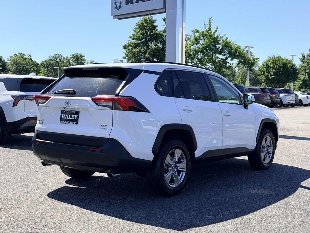 2023 Toyota RAV4 XLE