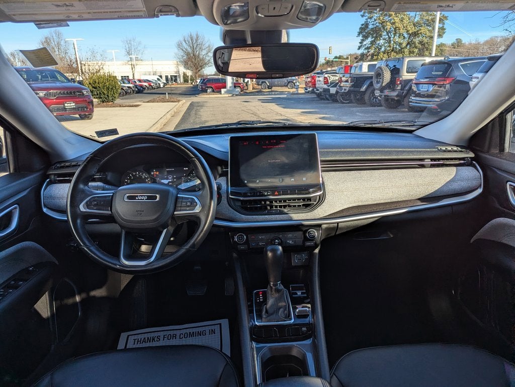 2022 Jeep Compass Latitude Lux