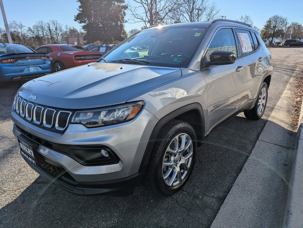 2022 Jeep Compass Latitude Lux