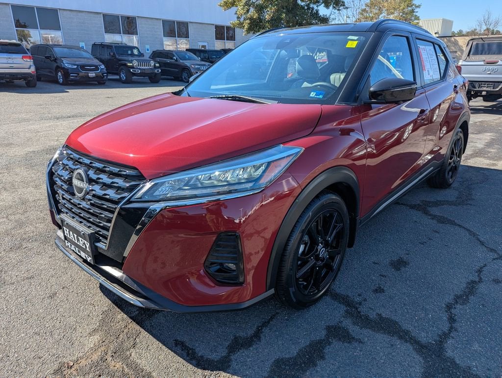 2023 Nissan Kicks SR
