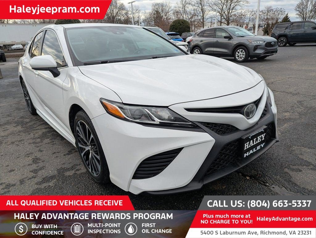 2019 Toyota Camry SE