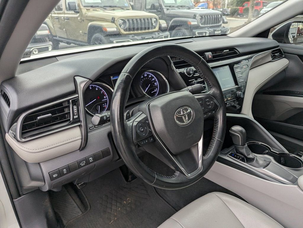 2019 Toyota Camry SE