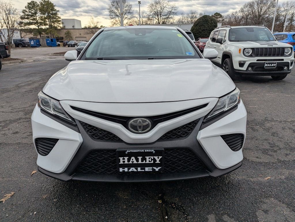 2019 Toyota Camry SE