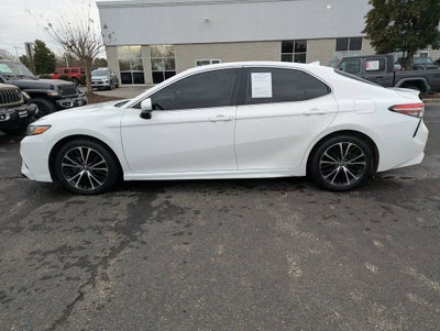 2019 Toyota Camry SE