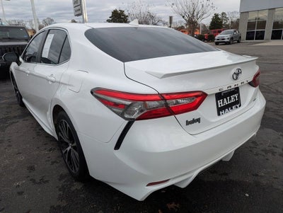2019 Toyota Camry SE