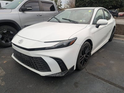 2025 Toyota Camry SE