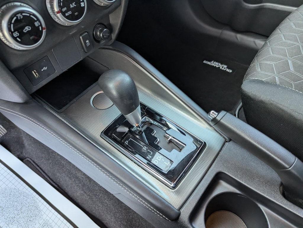 2022 Mitsubishi Outlander Sport ES