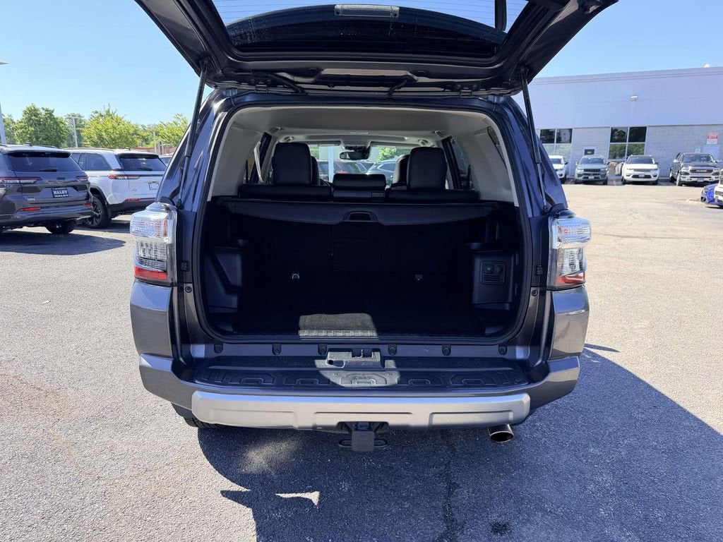 2020 Toyota 4Runner SR5