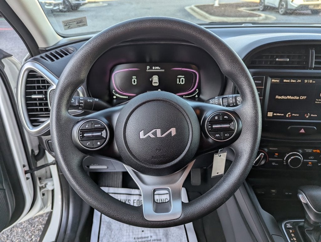 2024 Kia Soul LX